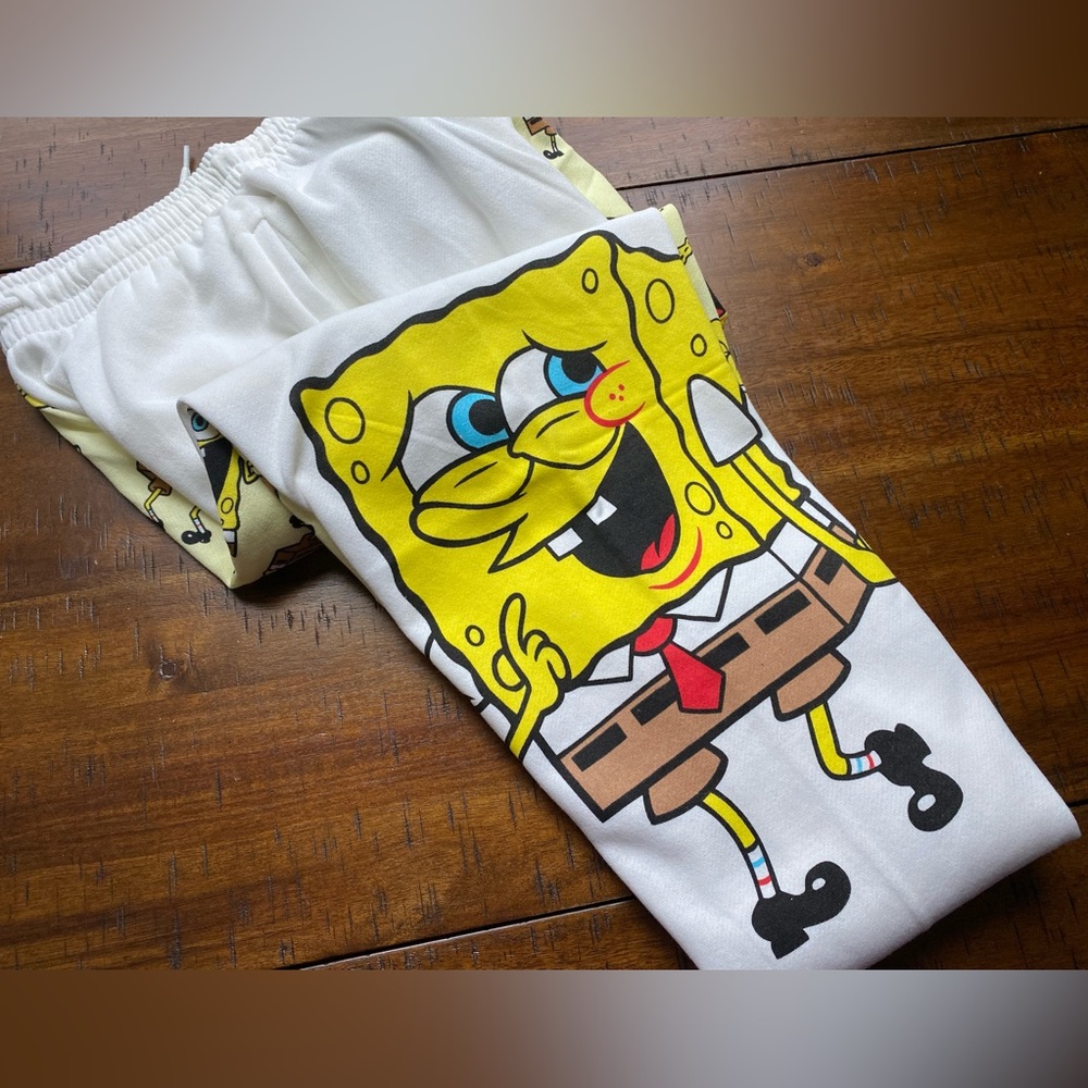 •NWT•Rue21 x SpongeBob Graphic Sweatpants
